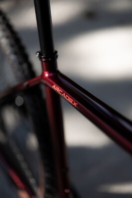 Toprohr eines roten Arcadex AL